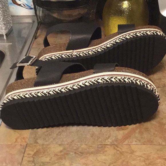 LONDON RAG PLATFORM Sz 8.5 M “Lindley” Sandal. FREE SHIPPING - Picture 3 of 4